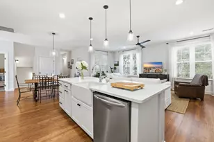 48 Seagrass Ct, Pawleys Island, SC 29585 - Photo 4