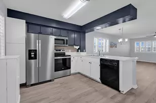 611 2nd Ave S, North Myrtle Beach, SC 29582 - Photo 2