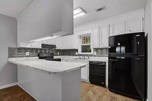 305 Watson St, Conway, SC 29527 - Photo 10