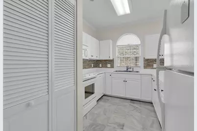 4737 Wild Iris Dr. #202, Myrtle Beach, SC 29577 - Photo 4