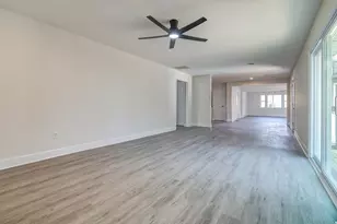 553 Martin Luther King Dr, Pawleys Island, SC 29585 - Photo 10