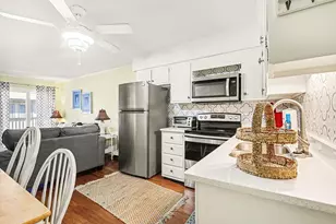 401 Hillside Dr N, North Myrtle Beach, SC 29582 - Photo 10