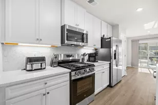 301 Bent Green Ct, Murrells Inlet, SC 29576 - Photo 10