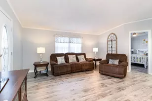 706 Oliver Dr, Garden City, SC 29576 - Photo 4