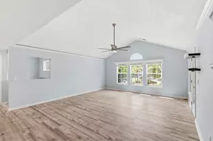 4665 Fringetree Dr, Murrells Inlet, SC 29576 - Photo 6