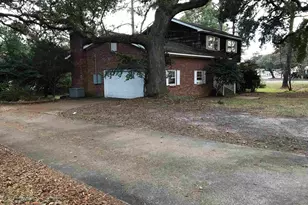 1201 Landgrave St, Georgetown, SC 29440 - Photo 4