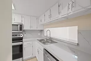 306 76th Ave N, Myrtle Beach, SC 29572 - Photo 8