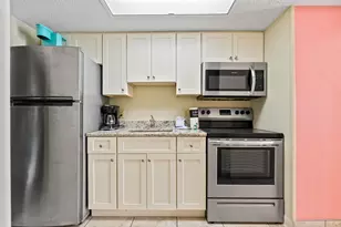 201 S Ocean Blvd, Myrtle Beach, SC 29577 - Photo 8