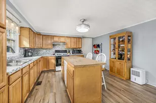 9300 Lake Swamp Rd, Nichols, SC 29581 - Photo 4