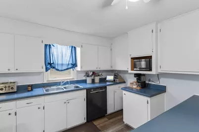 420 Old McCutcheon Rd, Coward, SC 29530 - Photo 6