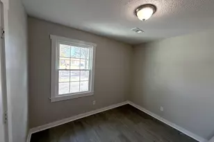 532 Palm Circle, Lake City, SC 29560 - Photo 10