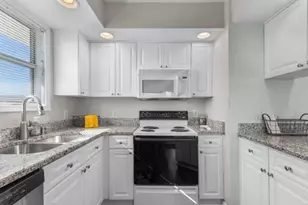 300 Shorehaven Dr, North Myrtle Beach, SC 29582 - Photo 8