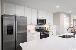 208 Bent Green Ct, Murrells Inlet, SC 29576 - Photo 6