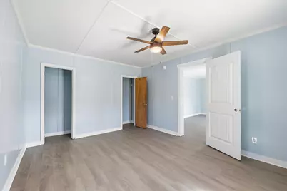 311 Barnes St, Mullins, SC 29574 - Photo 6