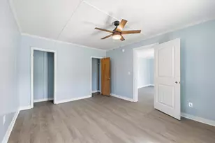 311 Barnes St, Mullins, SC 29574 - Photo 6