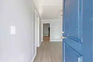 311 Barnes St, Mullins, SC 29574 - Photo 2