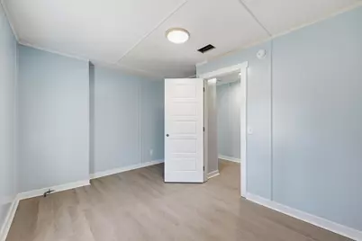 311 Barnes St, Mullins, SC 29574 - Photo 8