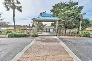 601 Retreat Beach Cir, Pawleys Island, SC 29585 - Photo 18