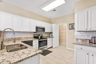 517 Hay Hill Ln, Myrtle Beach, SC 29579 - Photo 12