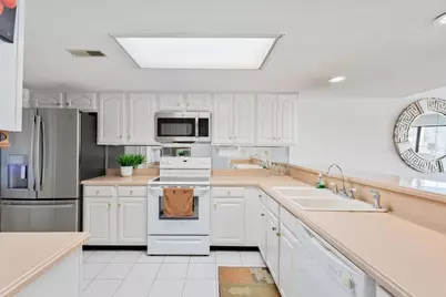 4390 Bimini Ct. #Unit 207-C, Little River, SC 29566 - Photo 4