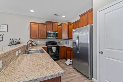 1004 Woodall Ct., Conway, SC 29526 - Photo 6