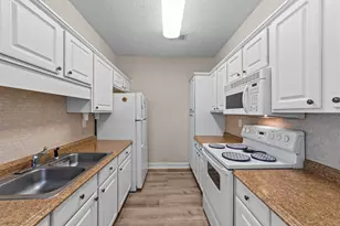 120 Fountain Pointe Ln, Myrtle Beach, SC 29579 - Photo 10