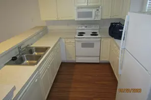 901 W Port Dr, North Myrtle Beach, SC 29582 - Photo 4