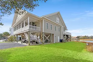 187 Myrtle Ave, Pawleys Island, SC 29585 - Photo 2