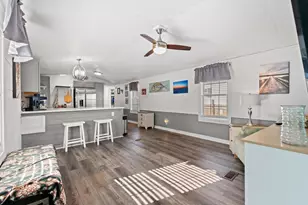 77 Offshore Dr, Garden City, SC 29576 - Photo 4