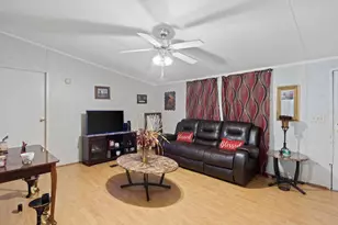 1109 Southwood Dr, Marion, SC 29571 - Photo 10