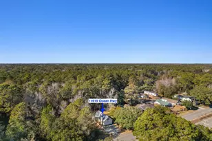 11619 Ocean Hwy, Pawleys Island, SC 29585 - Photo 32