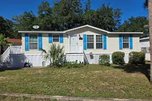 337 Clam Shell Cir, Garden City Beach, SC 29576 - Photo 1