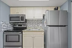 201 77th Ave N, Myrtle Beach, SC 29572 - Photo 8