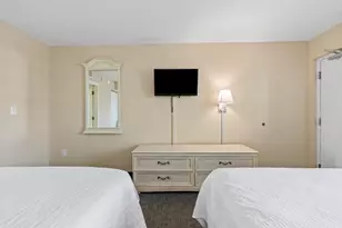 201 77th Ave N, Myrtle Beach, SC 29572 - Photo 6