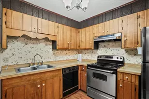 318 Wisteria Ave, Marion, SC 29571 - Photo 14