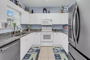 5825 Catalina Dr, North Myrtle Beach, SC 29582 - Photo 4