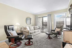 215 3rd Ave N, North Myrtle Beach, SC 29582 - Photo 4