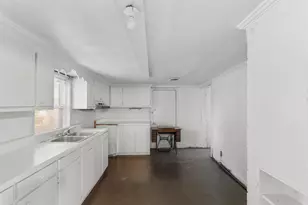 411 E Wine St, Mullins, SC 29574 - Photo 4