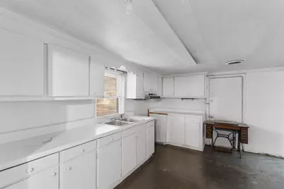 411 E Wine St., Mullins, SC 29574 - Photo 6