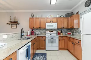 224 Castle Dr, Myrtle Beach, SC 29579 - Photo 10