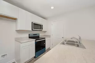 240 Ashworth Dr, Tabor City, NC 28463 - Photo 4