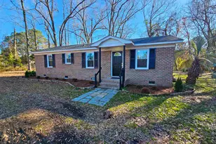 2833 Springville Rd, Marion, SC 29571 - Photo 2