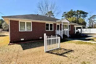 811 Cedar St, Georgetown, SC 29440 - Photo 6