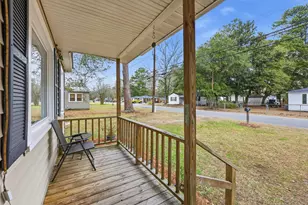 427 Dawson St, Georgetown, SC 29440 - Photo 2