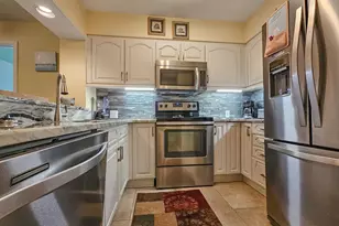 410 Melrose Pl, Myrtle Beach, SC 29572 - Photo 12