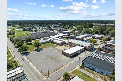 122 E Laurel St, Mullins, SC 29574 - Photo 6