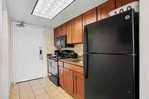 1105 Ocean Blvd S, Myrtle Beach, SC 29577 - Photo 4