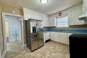 517 Singleton Ave, Kingstree, SC 29556 - Photo 10