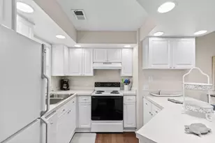 300 Shorehaven Dr, North Myrtle Beach, SC 29582 - Photo 6