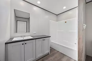 501 N Green Sea Rd, Loris, SC 29569 - Photo 8